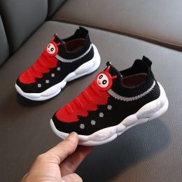 Boys And Girls Mesh Breathable Sports Soft Sole Shoes (Option: Black-22)