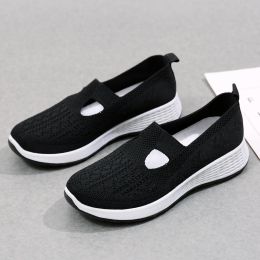 Old Beijing Cloth Shoes Women's Shallow Mouth Mesh Breathable Non-slip Soft Bottom Slip-on Women's Shoes (Option: Black-36)