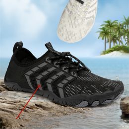 Men's And Women's Non-slip Five-finger Mountaineering Fitness Shoes (Option: D025 Black-37)